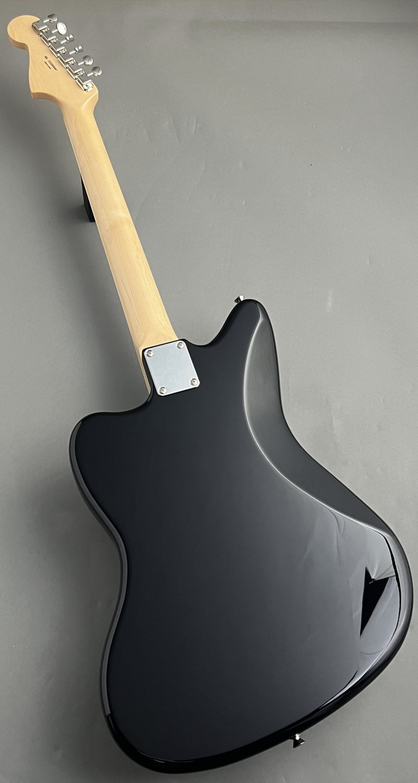 2022 Fender Traditional 60s Jaguar FSR Black w/ Gold Hardware
